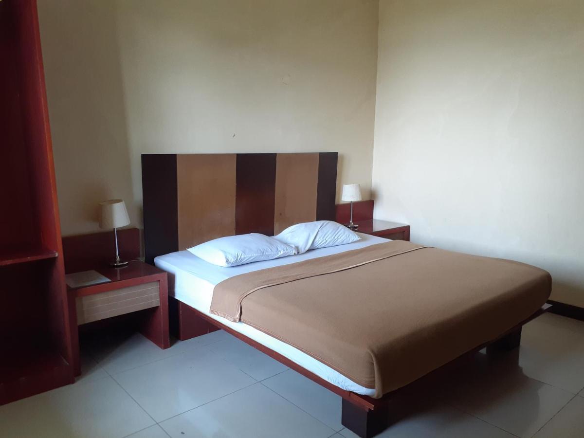 Surya Hotel & Resort Baturraden Ngoại thất bức ảnh